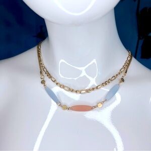 ***💲BOGO💲*** Layered gold chain and stone necklace
